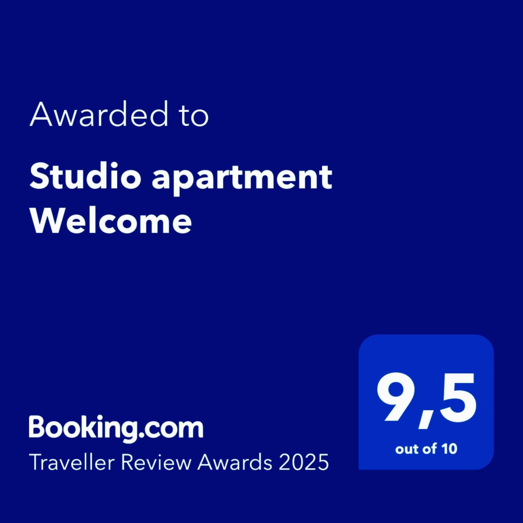 Studio Apartment Welcome บาร์ ภายนอก รูปภาพ
